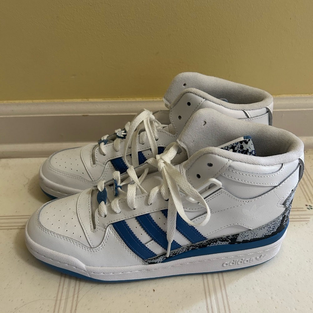 Adidas Originals Forum Mid GX8945 White Blue Women’s Basketball Shoes NWOB - Picture 2 of 6
